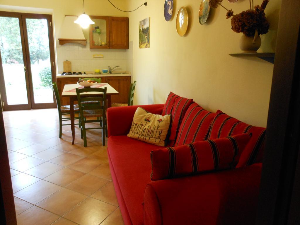 Agriturismo La Roverella Monteroni dʼArbia Εξωτερικό φωτογραφία